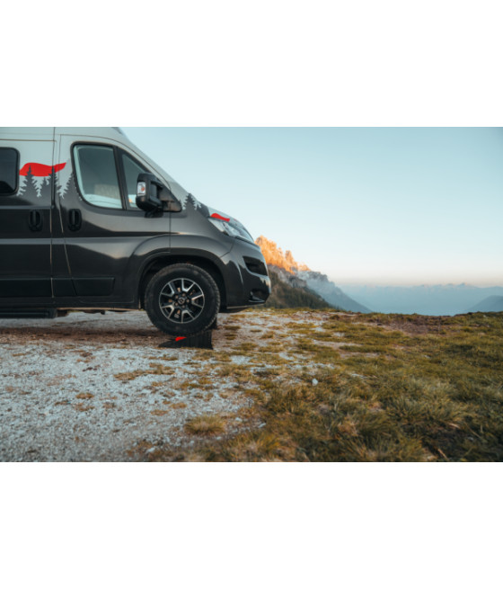 LEVEL9 – Lippert -  Sistema di livellamento smart per camper e caravan